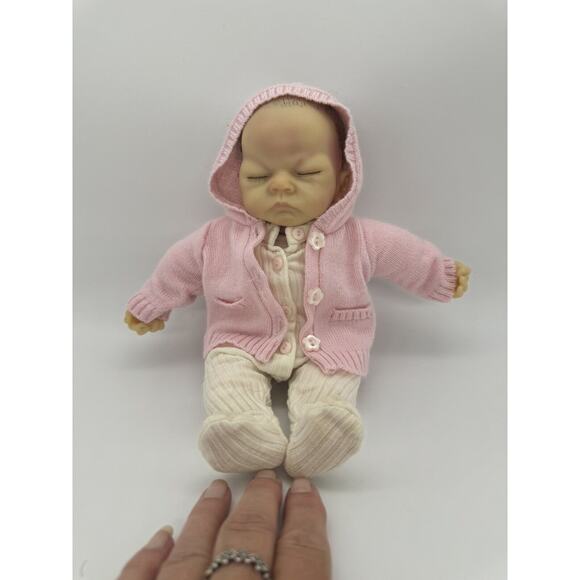 10" Ashton Drake Little Ones to Love‎ TINY MIRACLE Emmy Vintage 80’s Doll *Pics - Picture 2 of 16